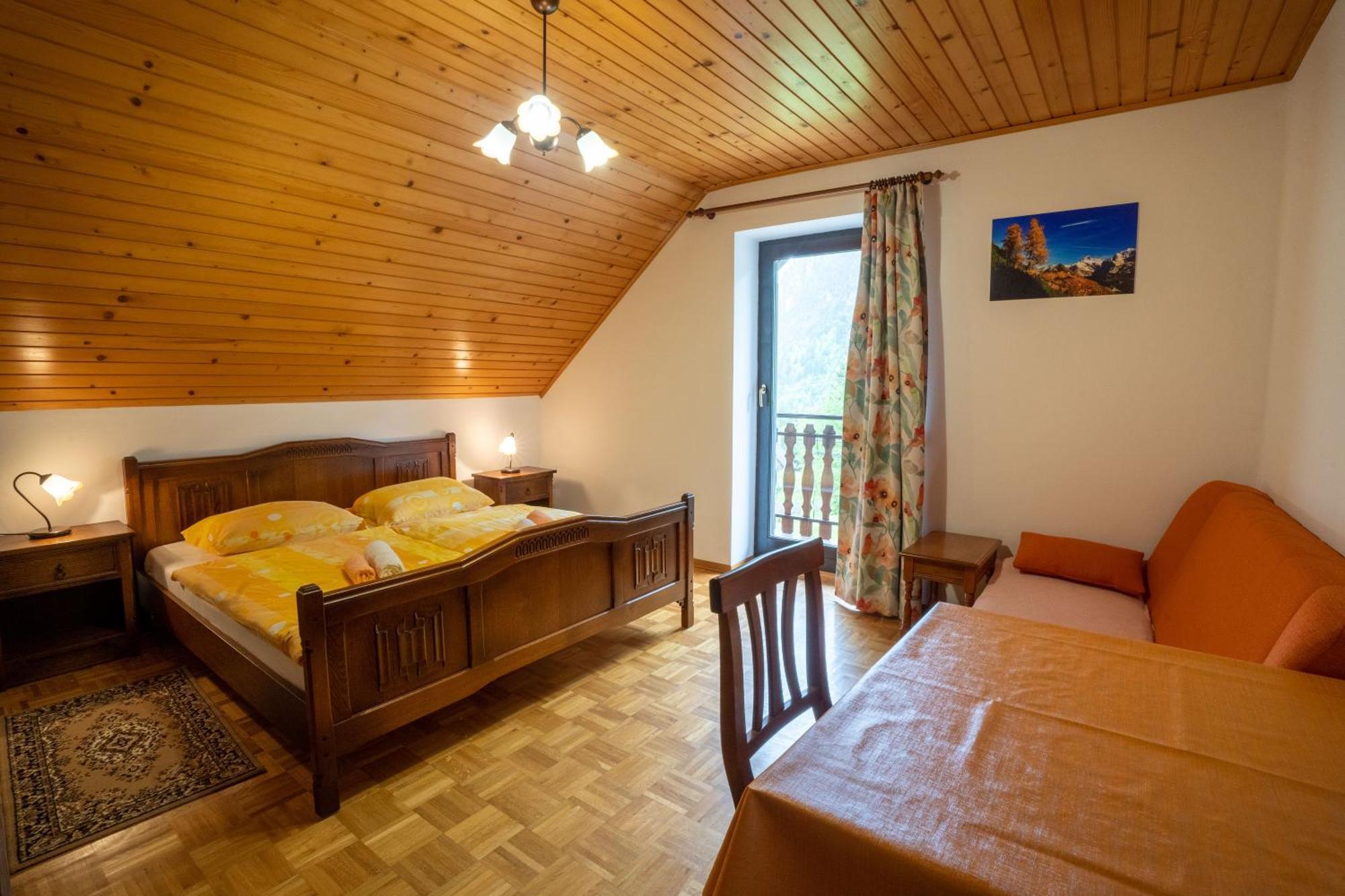 Apartments And Rooms Kravanja Trenta Room photo